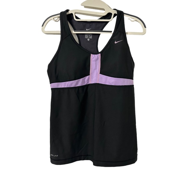 Nike‎ Purple Black Workout Tank Top Size M - Picture 1 of 3